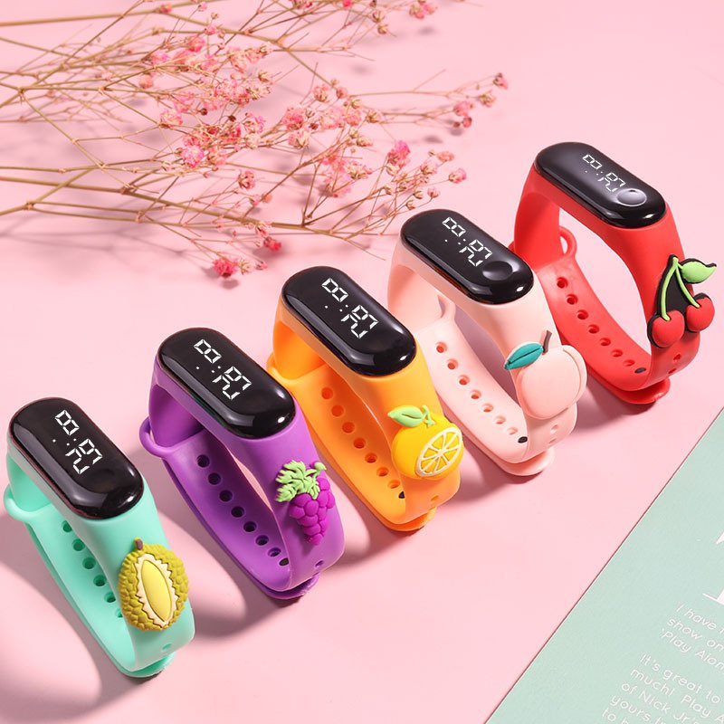 Hot Sale Cartoon Sport Kids Watch High Quality Silicone Wrist Suitable Kids Skin Touchscreen LED Digital Watch